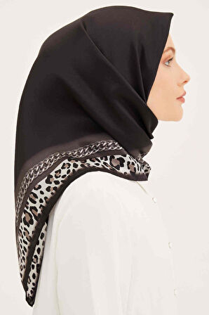 Armine Nostalji Düz Siyah Leopar Zincir Desenli Tivil İpek Eşarp-E23YA8912D04-55-KVS0533
