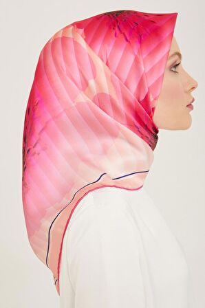 Armine Şeker Pembe Çiçek Desen Tivil İpek Eşarp 9100-33