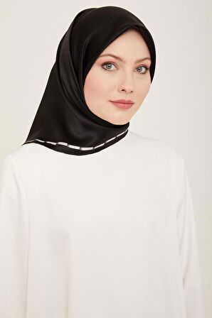 ARMİNE  90*90 İPEK EŞARP 9165D (SURA) E24YA9165D01