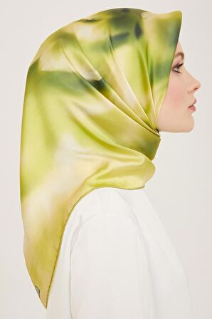 Armine Yağ Yeşili-Turkuaz Geçişli Çiçek Desen Tivil İpek Eşarp 9124-80