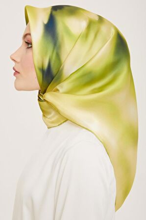 Armine Yağ Yeşili-Turkuaz Geçişli Çiçek Desen Tivil İpek Eşarp 9124-80