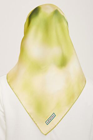 Armine Yağ Yeşili-Turkuaz Geçişli Çiçek Desen Tivil İpek Eşarp 9124-80