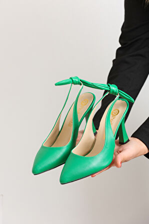 Kadın Arkası Fiyonk Detaylı Şık Stiletto 4700
