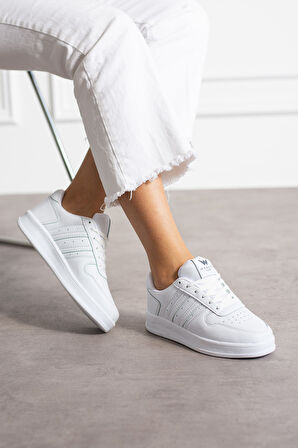 Unisex Sneaker JH176