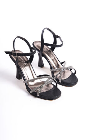 Kadın Çapraz Taşlı Bilekten Bağlı Klasik 7 cm Topuklu Ayakkabı 2028