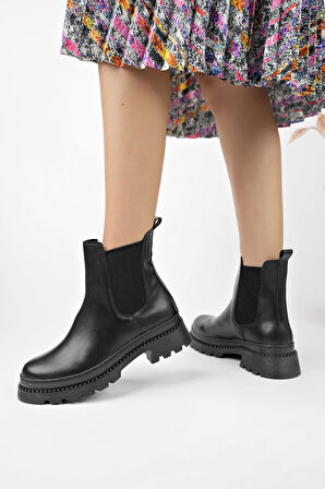 Kadın Yanı Lastikli Bot K66