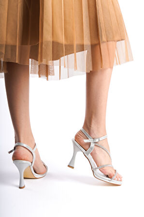 Kadın Klasik 7cm Topuklu Ayakkabı 2030