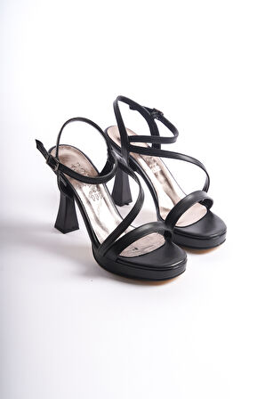 Kadını Çapraz Tek Bantlı Topuklu Ayakkabı DRK026