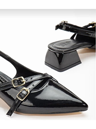 Kadın Sivri Burun Kemerli Rahat Klasik Kısa Topuklu Ayakkabı ZR06