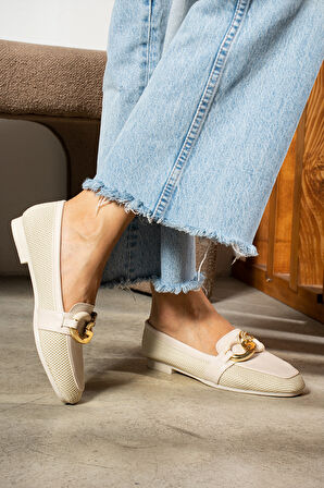 Kadın Tokalı Klasik Ayakkabı Babet AYK0035