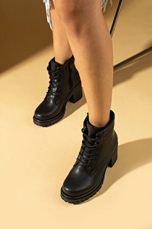 Kadın Kalın Topuklu Kısa Bot T01