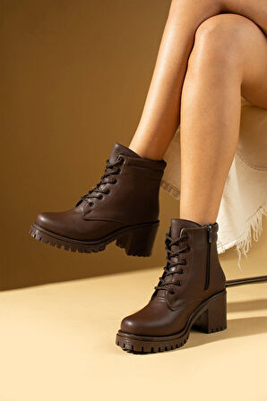 Kadın Kalın Topuklu Kısa Bot T01