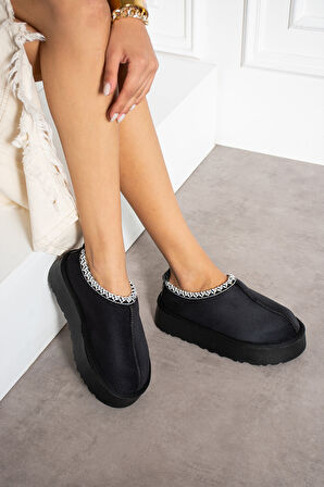 Kadın Kalın Tabanlı İçi Kürklü Kısa Bot UG05