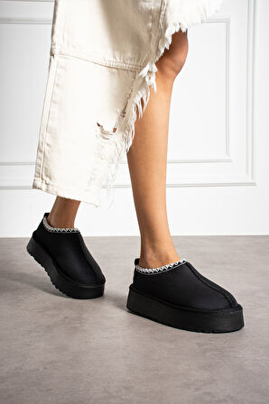 Kadın Kalın Tabanlı İçi Kürklü Kısa Bot UG05