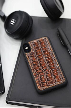 Guard Kahve Büyük Croco Desenli Hakiki Deri iPhone X / XS Kılıfı P1426