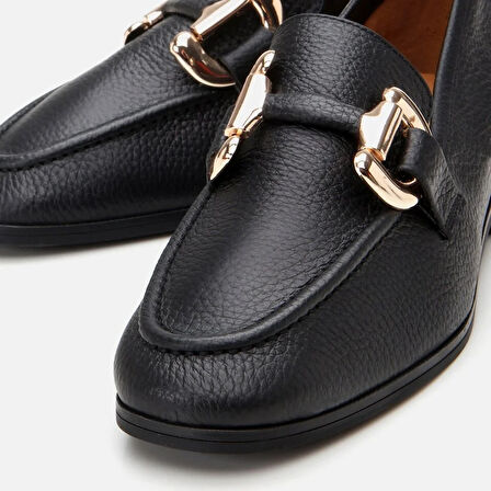 Hakiki Deri Siyah Kadın Tokalı Loafer