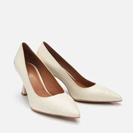 Hakiki Deri Ekru Kadın Stiletto