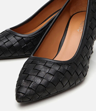 Kadın Deri Siyah Örgü Detaylı Stiletto