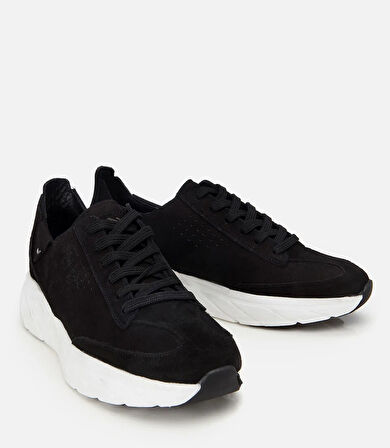 Erkek Nubuk Deri Siyah Ultra Hafif Tabanlı Spor Ayakkabı