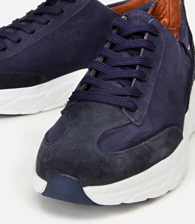 Erkek Nubuk Deri Lacivert Ultra Hafif Tabanlı Spor Ayakkabı