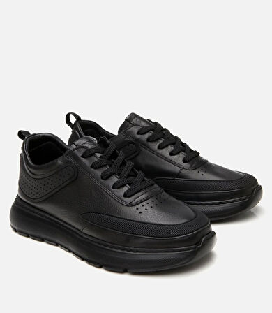 Erkek Deri Siyah Ultra Hafif Tabanlı Spor Ayakkabı