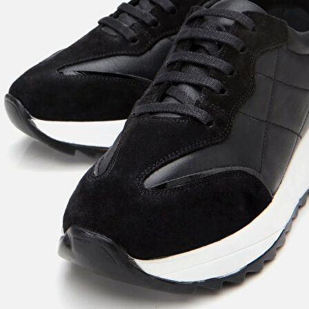 Hakiki Deri Siyah Kadın Spor Ayakkabı