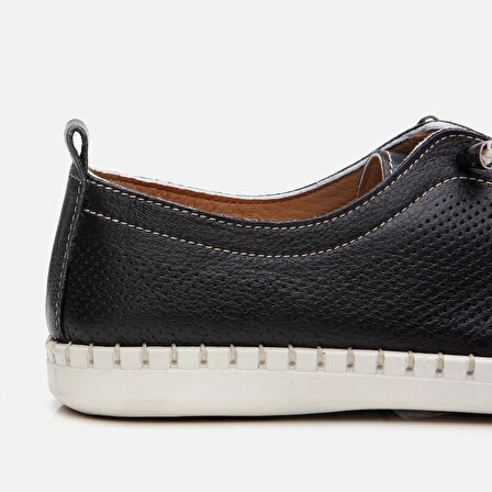 Kadın Deri Siyah Düz Ayakkabı