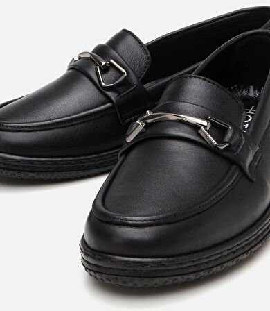 Kadın Deri Siyah Tokalı Günlük Loafer