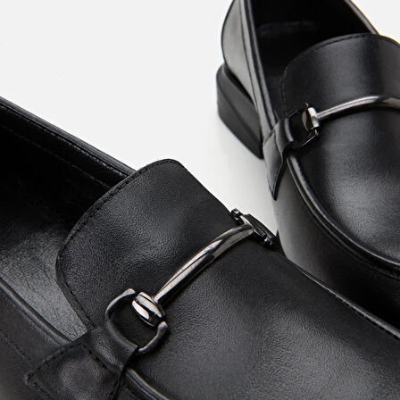 Hakiki Deri Siyah Kadın Tokalı Loafer
