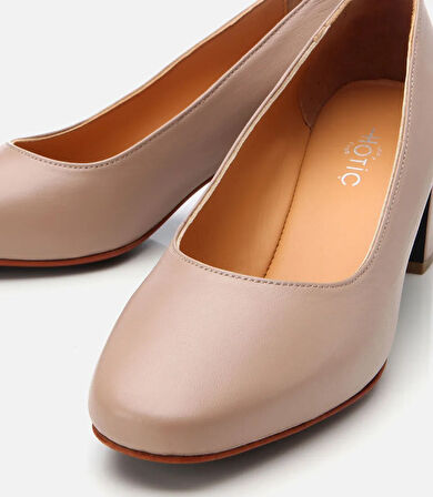 Kadın Deri Bej Rahat Kalın Topuklu Ayakkabı