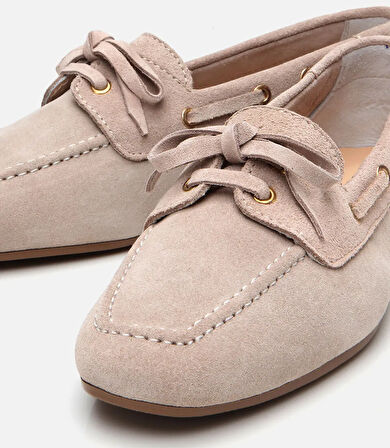 Kadın Süet Deri Bej Bağcıklı Günlük Loafer