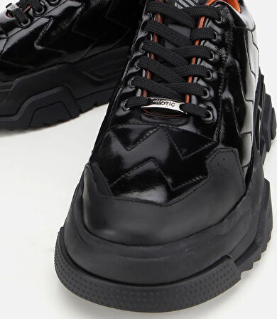 Erkek Deri Rugan Siyah Yüksek Tabanlı Spor Ayakkabı