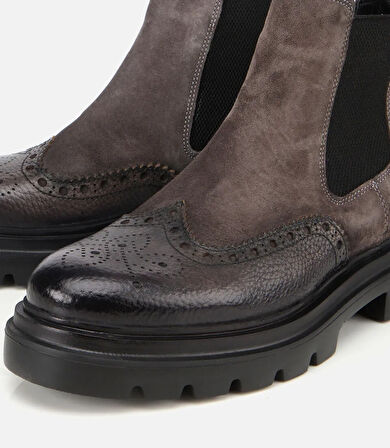 Erkek Süet Deri Gri Lastik Detaylı İşlemeli Chelsea Bot