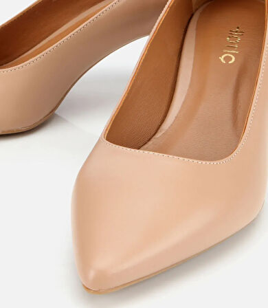 Kadın Deri Bej Esnek Tabanlı Stiletto