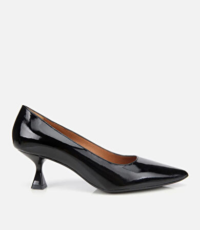 Kadın Rugan Deri  Siyah Esnek Tabanlı Stiletto