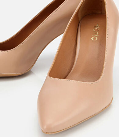 Kadın Deri Bej Esnek Tabanlı İnce Topuklu Stiletto