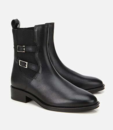 Kadın Deri Siyah Tokalı Lastik Detaylı Düz Bot