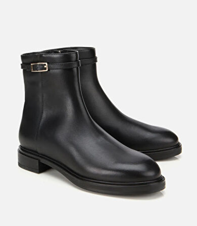 Kadın Deri Siyah Tokalı Düz Bot