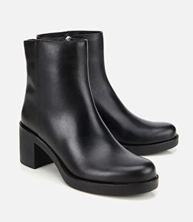 Kadın Deri Siyah Kalın Tabanlı Bilekte Topuklu Bot