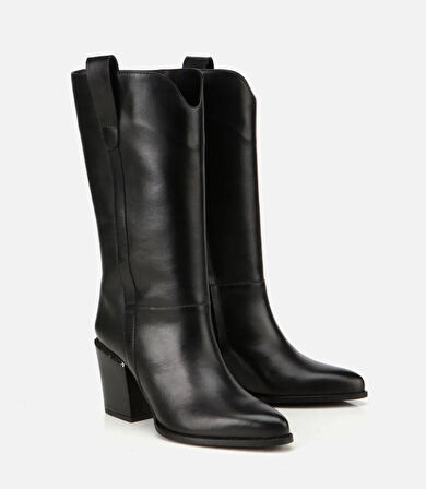 Kadın Deri Siyah Metal Detaylı Topuklu Çizme