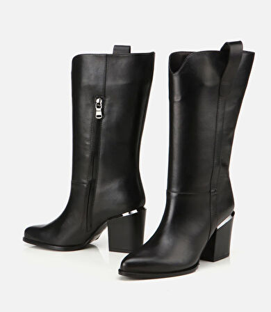 Kadın Deri Siyah Metal Detaylı Topuklu Çizme