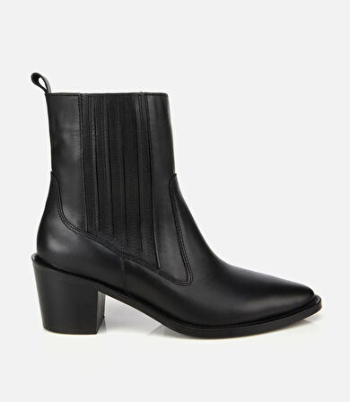 Kadın Deri Siyah Lastik Detaylı Fermuarlı Kovboy Düz Bot