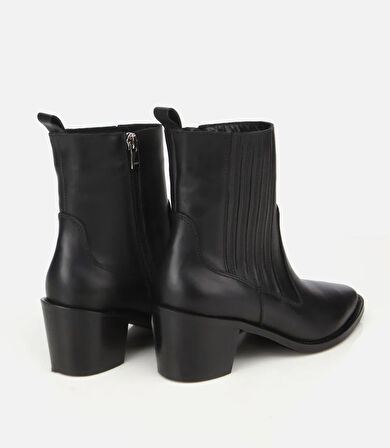 Kadın Deri Siyah Lastik Detaylı Fermuarlı Kovboy Düz Bot