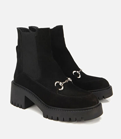 Kadın Süet Deri Siyah Tokalı Kalın Tabanlı Topuklu Bot