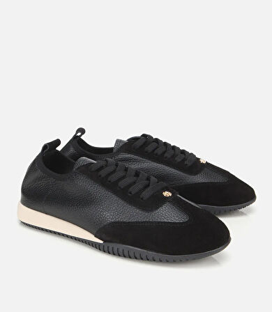 Kadın Deri Siyah Esnek Tabanlı Spor Ayakkabı