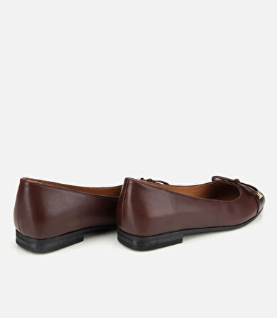 Kadın Deri Kahverengi Fiyonk Detaylı Babet