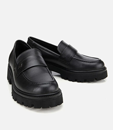 Kadın Deri Siyah Yumuşak Dokulu Günlük Loafer