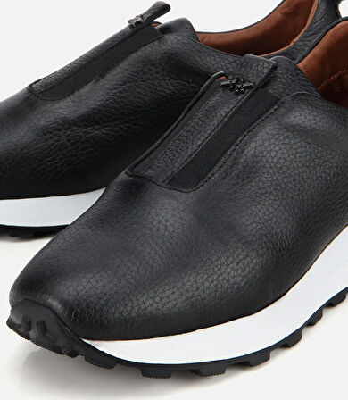 Kadın Deri Siyah Lastik Detaylı Spor Ayakkabı