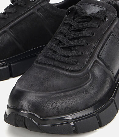 Erkek Nubuk Deri Siyah Kalın Tabanlı Spor Ayakkabı