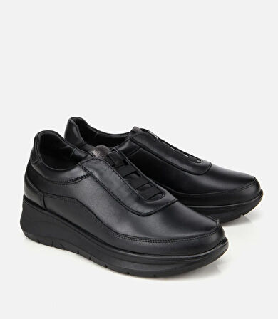 Kadın Deri Siyah Lastik Detaylı Dolgu Topuklu Günlük Loafer